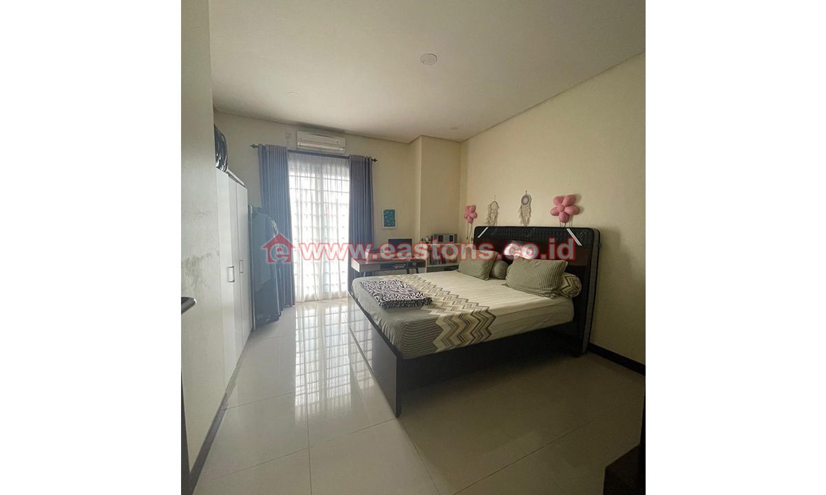 KG005217 K